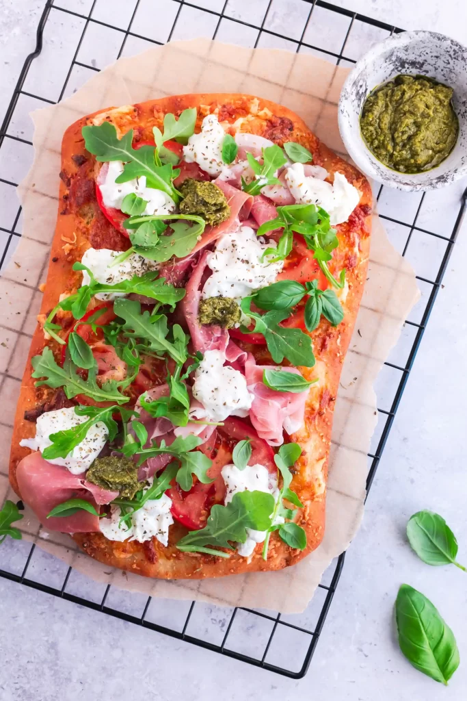 pinsa-z-burrata-pesto